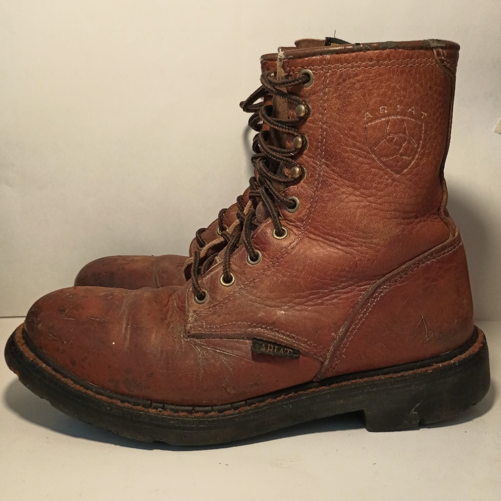 Ariat Cascade Men's Size 8D Steel Toe, Fits Like 8 Narrow.